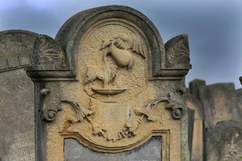Tombstone with relief of a Levite pot, Jewish cemetery, since 1866, Czernowicz, Bukovina, Ukraine
