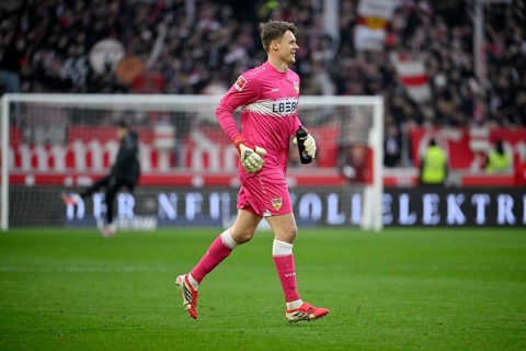 Goalkeeper Alexander Nuebel VfB Stuttgart (33) smiles Football Bundesliga, MHPArena, MHP Arena