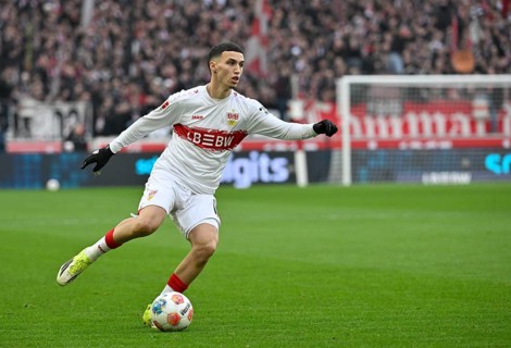 Bilal El Khannouss VfB Stuttgart (11) Action on the ball Football Bundesliga, MHPArena, MHP Arena