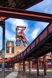 Zollverein colliery, 1/2/8 mine, shaft 1 strut conveyor frame, wagon circulation, UNESCO World