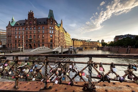 Bridges with warehouses in Hamburg's Speicherstadt, Hamburg, Germany