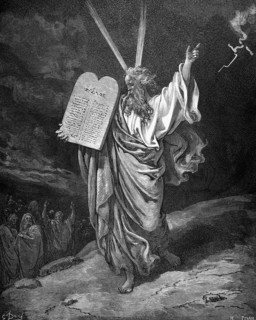 Moses descends from Mount Sinai, story, exodus, second book of Moses, chapter 19, verse 25, Bible,