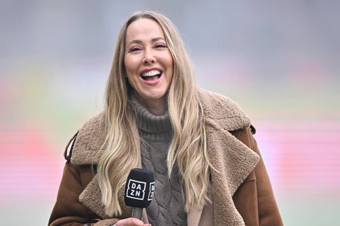 DAZN presenter interviewed Mikro Logo laughs, Bundesliga soccer portrait, Voith-Arena, Heidenheim,