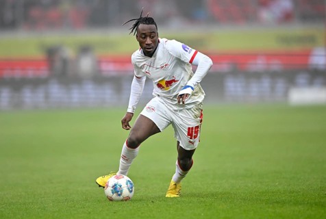 Yan Diomande RasenBallsport Leipzig RBL (49) Action on the ball Football Bundesliga, Voith-Arena,