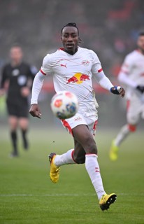 Yan Diomande RasenBallsport Leipzig RBL (49) Action on the ball Football Bundesliga, Voith-Arena,