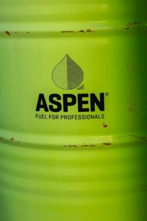 Close-up of Aspen 52.8 gallon gas fuel drum for professionals for filling up small 2 stroke engine
