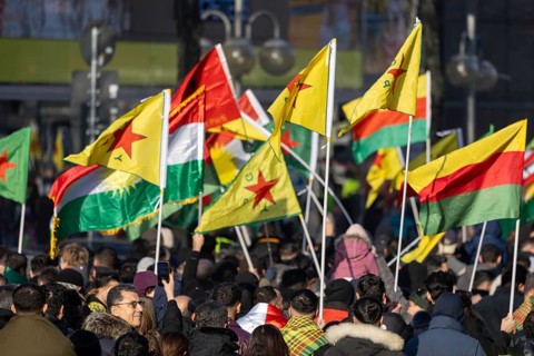 Mannheim: Kurdish demo under the slogan AGAINST OPPRESSION, INTIMIDATION, EXPULSION AND VIOLENCE