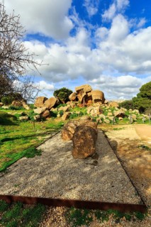 Rubble field, destruction, ruins, temple of Olympian Zeus with display board, Valley of the
