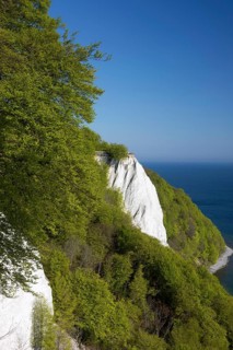View of chalk cliffs in Jasmund National Park on Rügen, Sassnitz, Rügen, Mecklenburg-Western