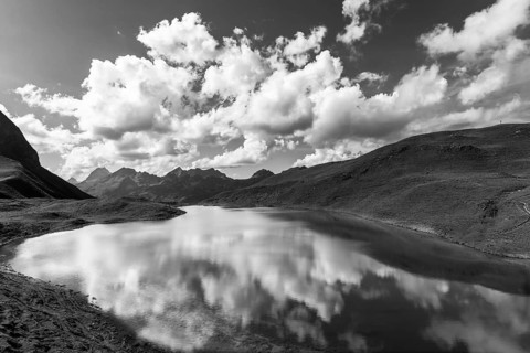 Rappensee, left Kleiner Rappenkopf, 2276m, behind the Schafalpenköpfe, above it the Mindelheimer