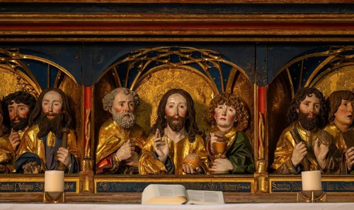 Jesus and his disciples, Last Supper, detail chancel with movable pair of double wings suitable for
