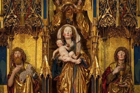 Mother of God on the crescent moon with baby Jesus, left and right John the Baptist and John the