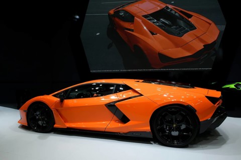 Press photo of luxurious sports car Lamborghini Revuelto plug-in hybrid super sports car with 1015