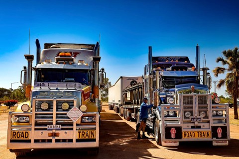 OFF Daly Waters, Roadhouse, Roadtrain