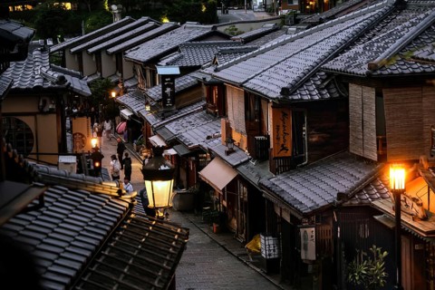 Atmospheric night view of a traditional shopping street with illuminated lanterns, Kyoto, Kyoto,