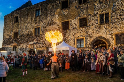Medieval Christmas market, sunset, Burkheim, Vogtsburg, Kaiserstuhl, Baden-Württemberg, Germany