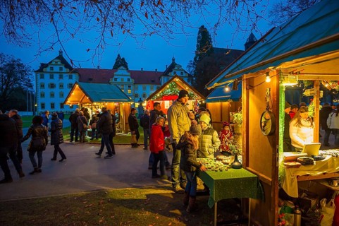 Christmas market, blue hour, Salem Castle, Lake Constance, Bodenseekreis, Baden-Württemberg,