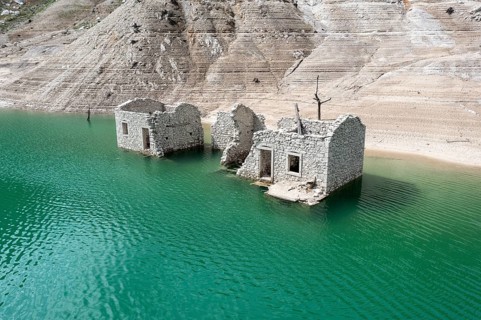 Tramonti, sunken city, abandoned houses, ruins, river course, Friuli, Italy