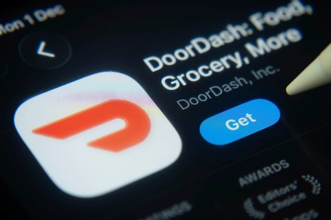 Dhaka, Bangladesh- 01 Dec 2025: A close-up of the DoorDash app icon in the App Store on an iPad