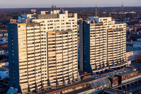 Columbus Center residential skyscrapers, over 550 apartments, some luxurious condominium, over 80