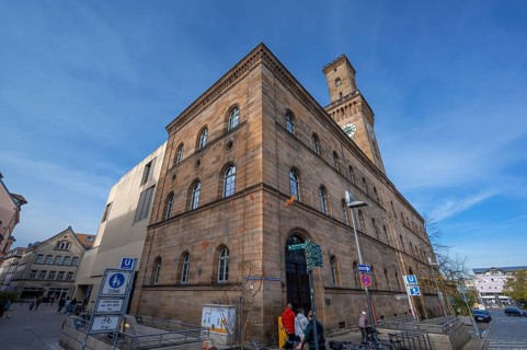 Town Hall, built 1840 to 1844, the tower is a replica of the Palazzo Vecchio in Florence, Königstr
