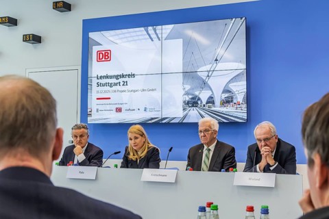 Special meeting of the Stuttgart 21 steering committee: from left Frank Nopper (Mayor of