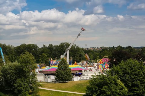 No limit carousel, fairground in Friedrichsau Ulm, folk festival, hustle and bustle, fair,