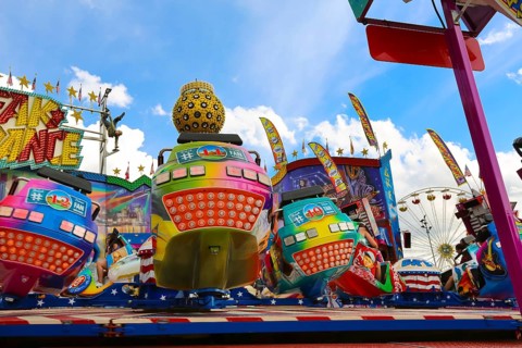 Fairground in Ulm Friedrichsau, folk festival, hustle and bustle, amusement park, amusement