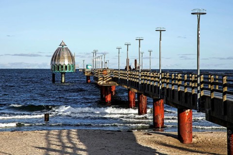 Pier with diving gondola, Zingst, Fischland-Darß-Zingst, Western Pomerania Lagoon Area National