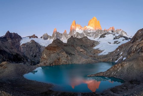Laguna de los Tres, sunrise, alpine glow, glaciers and glaciers Lake de los Tres, mountains and