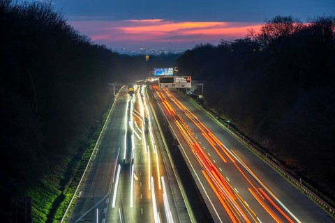 Evening traffic on the A52 motorway, between Düsseldorf and Essen, in front of the Breitscheid
