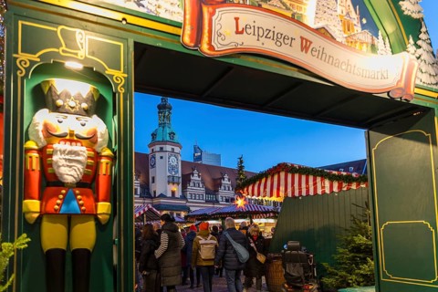 Leipzig Christmas market on the market in front of the Old Town Hall, Leipzig, Saxony, Germany