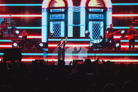 Kerstin Ott live on Für immer für euch | Live with band tour in Berlin's Uber Arena on 03.12.2025