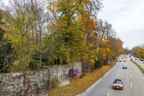 Cannstatter Straße in Stuttgart, federal road B14. The city wants to dismantle the six-lane road