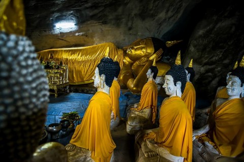 Cave with Buddha Statues, Tham Phra Non, Reclining Buddha Cave, Wat Ao Noi, Prachuap Khiri Khan,