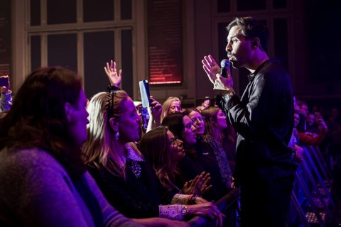 Max Giesinger live on People Tour 2025 in Berlin's Huxley's New World on 26.11.2025