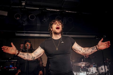 Tom Grennan live on Grennan '25 tour at Bi Nuu in Berlin on 13.11.2025