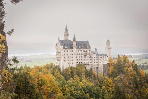 Neuschwanstein in autumn, Schwangau, Füssen, Allgäu, Bavaria, Germany