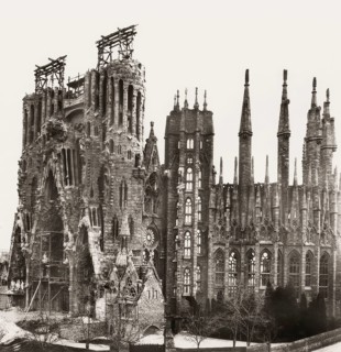 Construction site of the Basílica i Temple Expiatori de la Sagrada Família, known as Sagrada