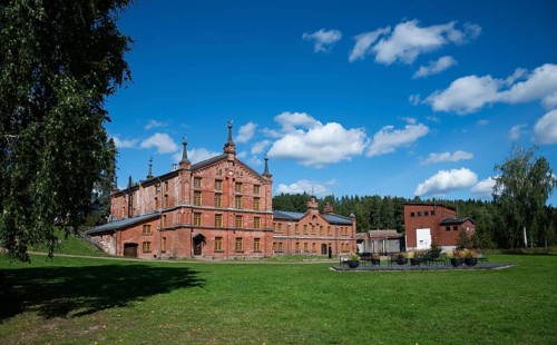 Brick building, former paper factory and mill for the production of groundwood pulp board, UNESCO