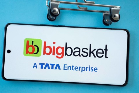 Dhaka, Bangladesh- 03 July 2025: Smartphone screen showing the BigBasket logo with shopping cart