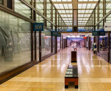 Interior design commercial property, partially vacant Shopping Quartier 205 in Friedrichstrasse and