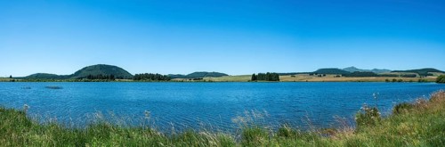 Lake of Bourdouze, Auvergne Volcanoes Regional Park, Puy de Dome., Auvergne-Rhone-Alpes, France