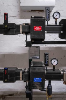 Transfer of district heating in a cellar in Düsseldorf, Germany