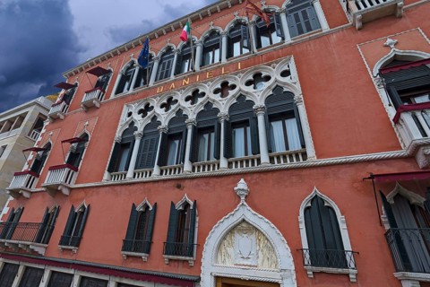 Palazzo Danieli, former palazzo of a doge, today a 5 star hotel, Venice, Veneto, Italy