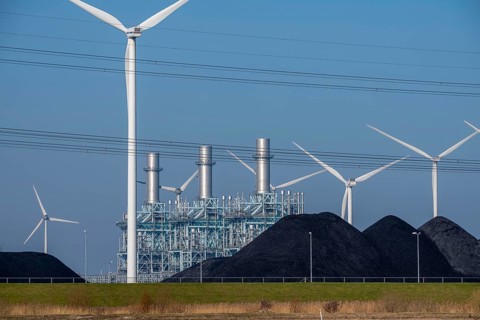 The gas and steam combined cycle power plant, GuD, Magnum, with 1410 MW output, gas power plant