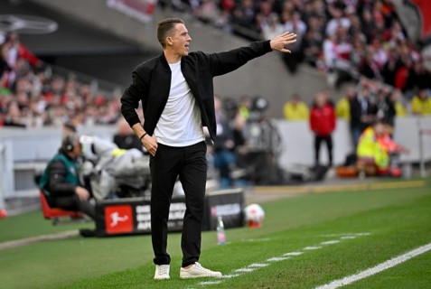 Coach coach Daniel farmer VfL Wolfsburg gesture on the sidelines soccer Bundesliga, MHPArena, MHP