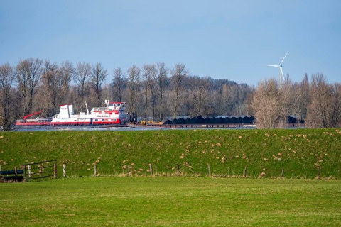 Schubverband HGK Herkules II, coal for the steel industry, coking coal, floods on the Rhine, Lower