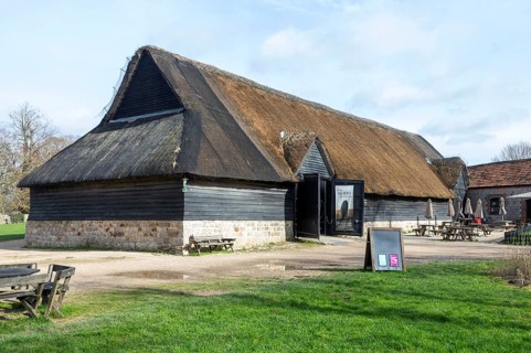 Thatched roof go the Great Barn, National Trust property, Avebury, Wiltshire, England, UK