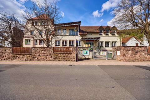 Kindergarten, Kinderwelt Waldaschaff, Catholic Kindergarten St. Michael, commercial building,